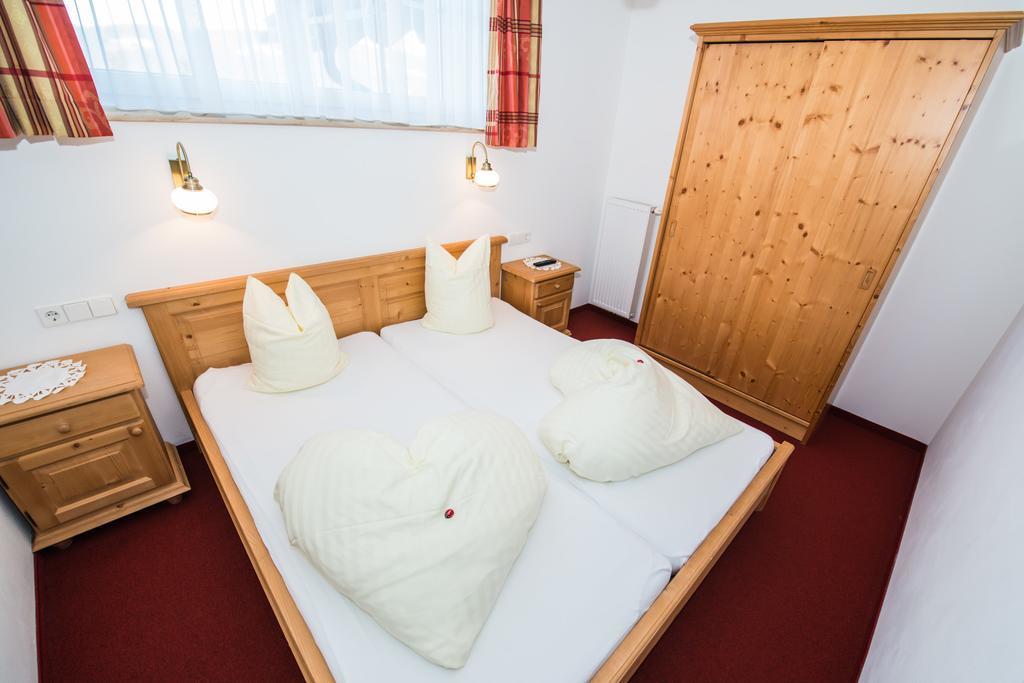 Aparthotel Ederhof シュラニツェン 部屋 写真